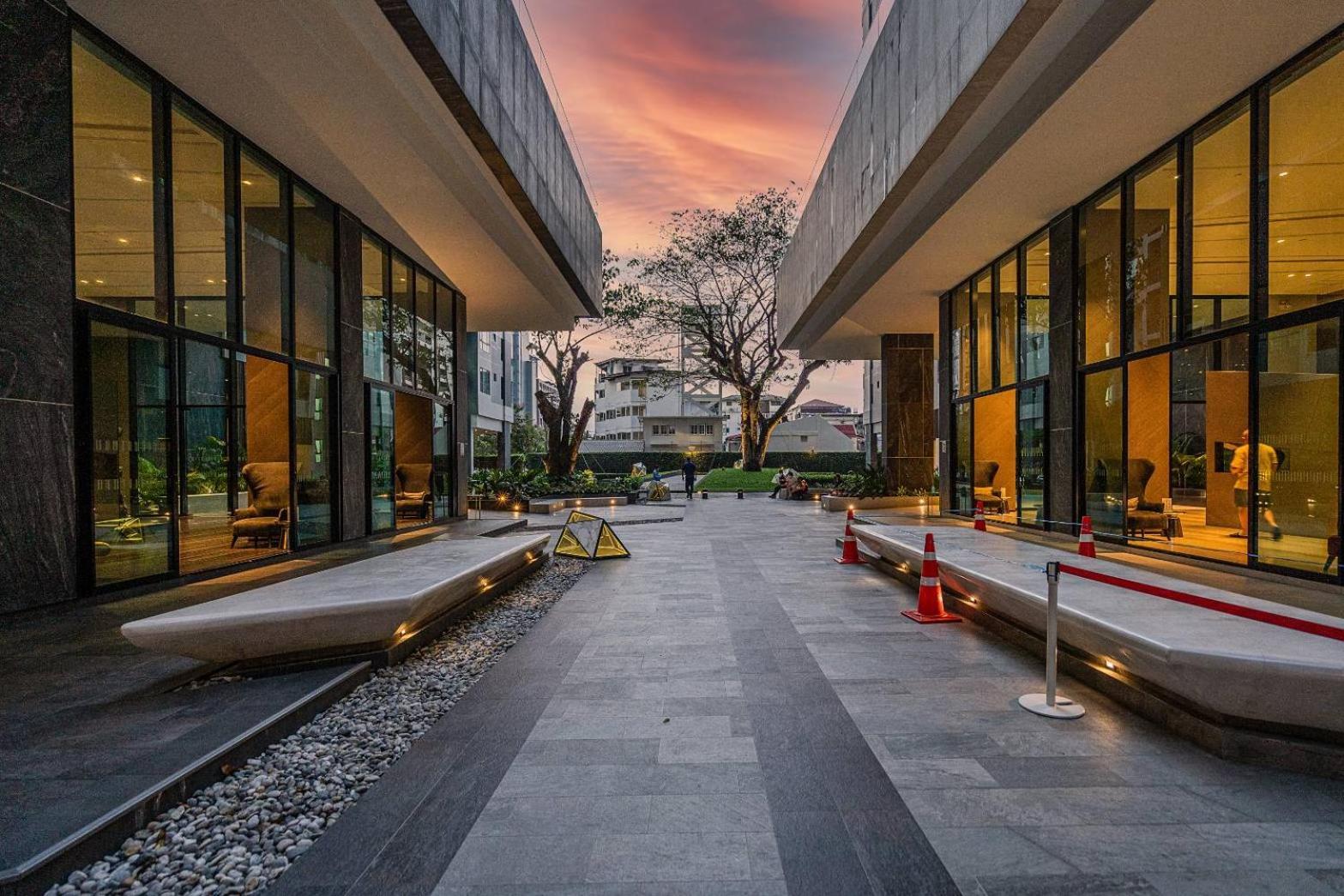 Aparthotel The Base Pattaya By Nami Zewnętrze zdjęcie