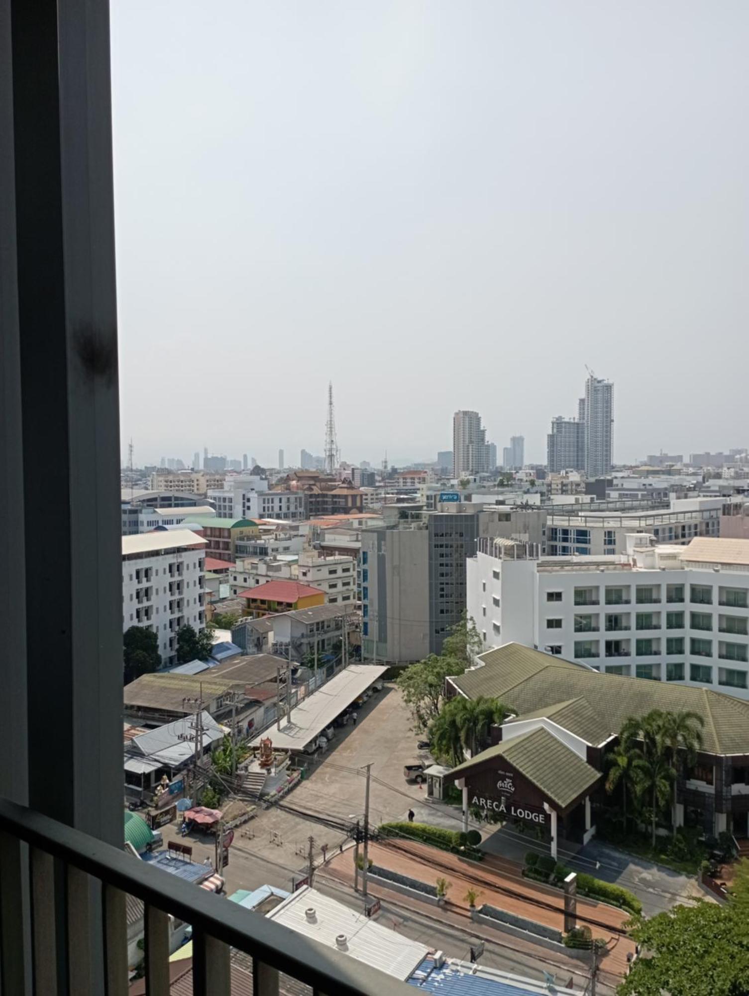 Aparthotel The Base Pattaya By Nami Zewnętrze zdjęcie
